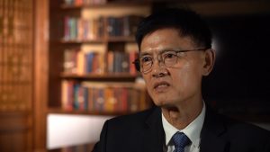 Среща с ханфу в полетата с божури на Хезе