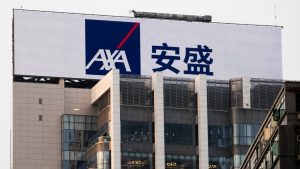 Местното звено на AXA става вторият застраховател, преместил се от Бермудските острови в Хонг Конг