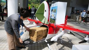 Доброволците от State Grid Taizhou предлагат проверки за безопасност, грижи за специални групи