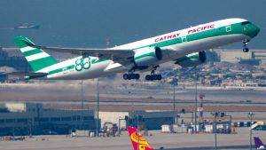 Хонконгската Cathay Pacific ще увеличи бонуса за споделяне на печалбата след силно възстановяване