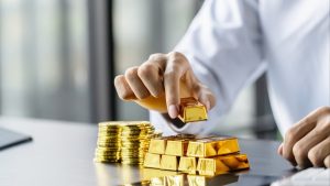 Търговците на дребно на инвестиционно злато се преместват в празни магазини по високите улици в Хонконг заради възхода на метала